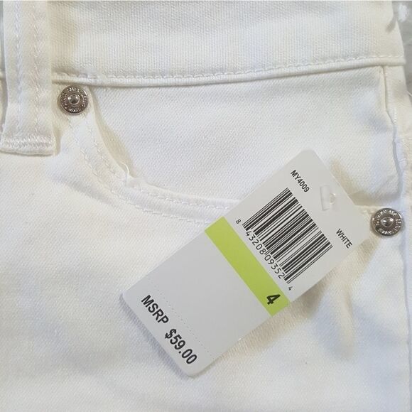 SEVEN7 White Floral Embroidered Skirt NWT Size 4 - Picture 3 of 10